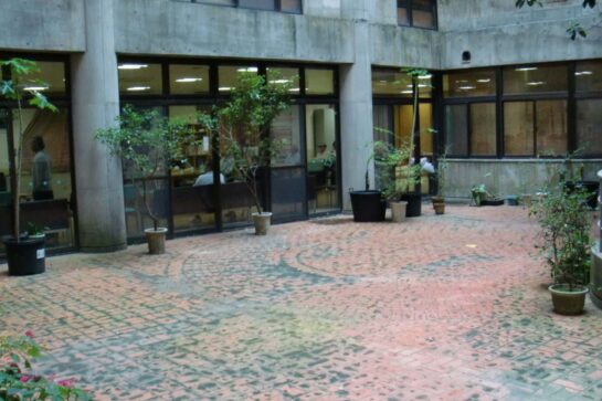 Before　ウッドデッキの造作