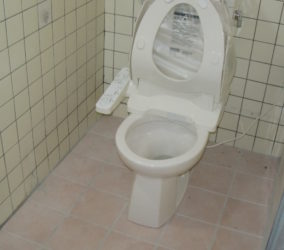 離れのトイレ・シャワー室 改修工事