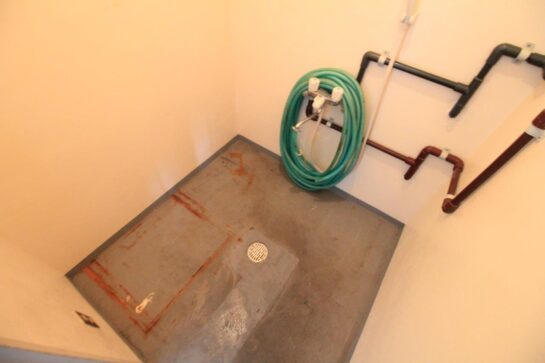 Before　シャワー室をトイレにリフォーム