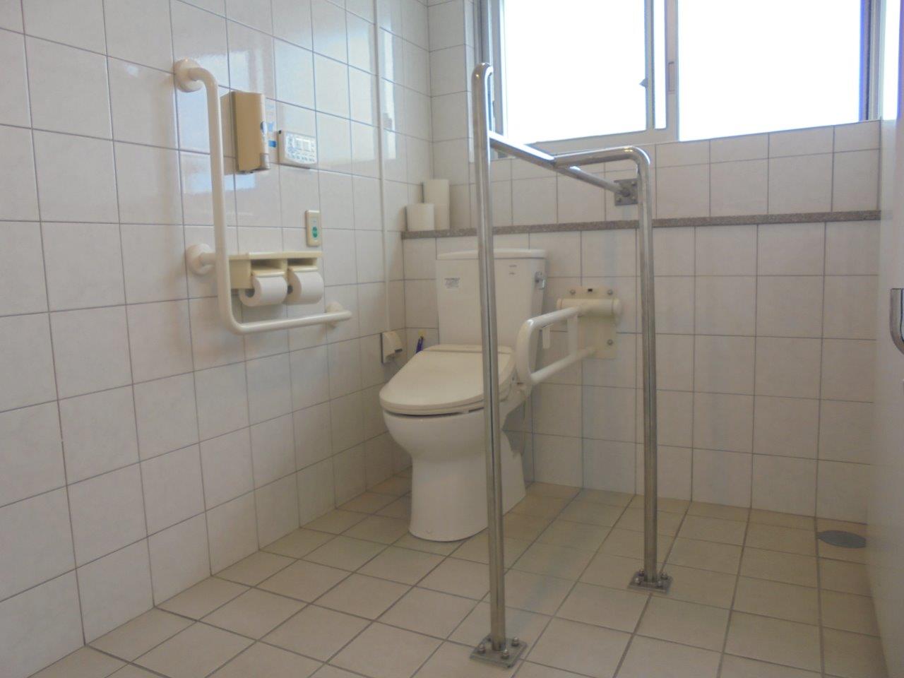 トイレの手すり設置リフォーム 沖縄