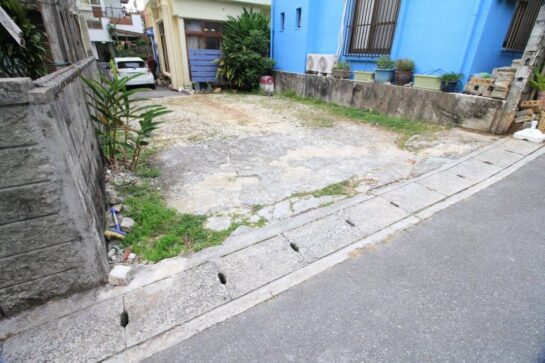 Before　店舗 駐車場のリフォーム