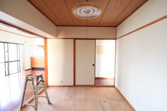 Before　クロスの張替えリフォーム