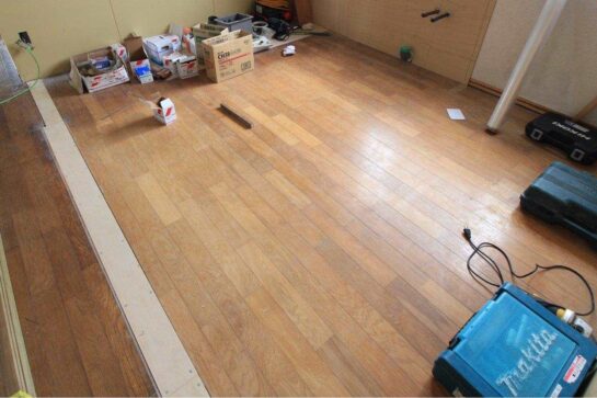 Before　床のリフォーム