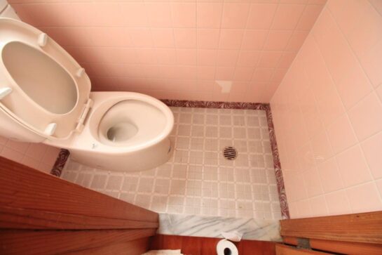 Before　2階トイレのリフォーム