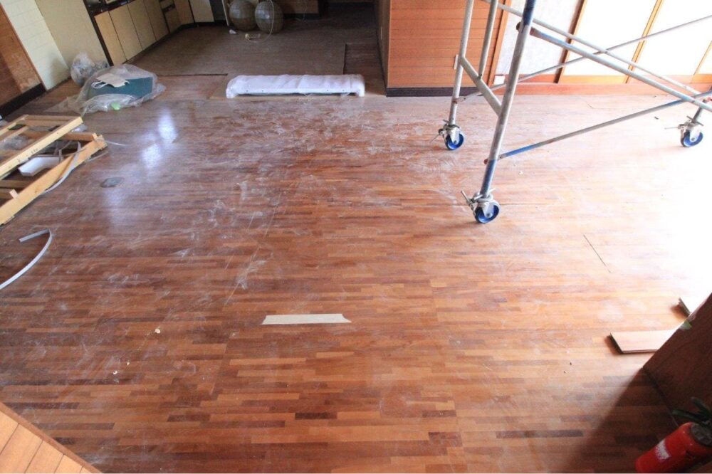 Before　床のリフォーム
