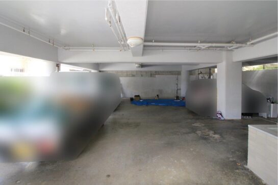 Before　駐車場の塗装