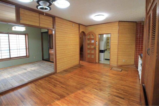 Before　リフォーム前の和室とLDK