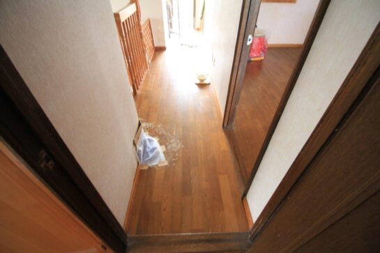 Before　床のリフォーム