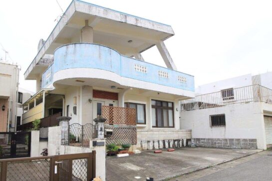 Before　外構・防水・外壁塗装のリノベーション