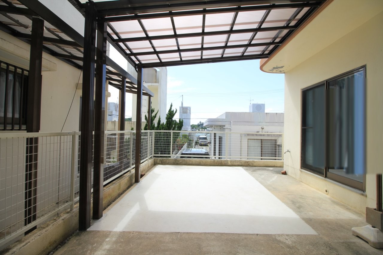 駐車場 フェンス カーポートのリフォーム 沖縄