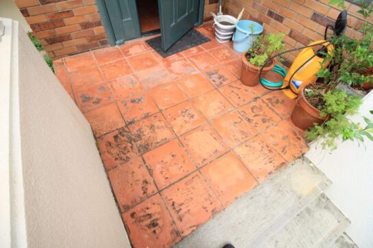 Before　タイルの貼り替えリフォーム