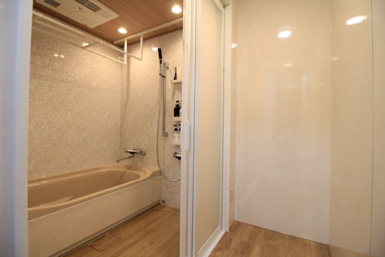 水まわりとクロス・タイルのリフォーム 沖縄