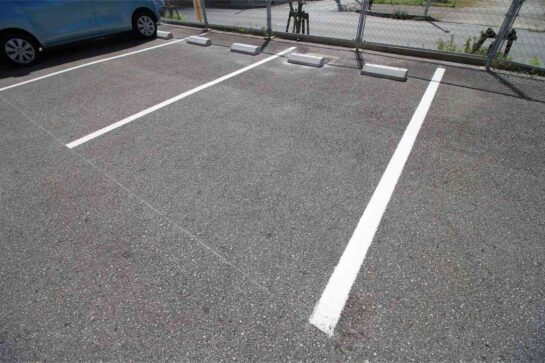 After 駐車場のライン引きリフォーム