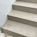 玄関ポーチのタイル貼り替え