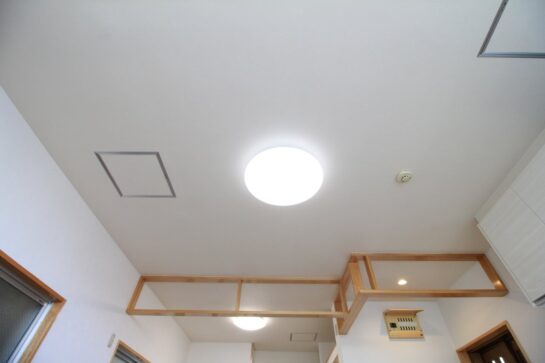 After　事務所を住居にリノベーション　天井