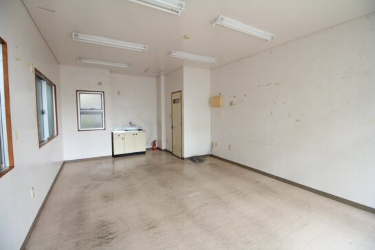 Before　事務所を住居にリノベーション