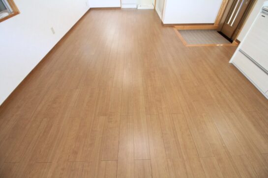 After　事務所を住居にリノベーション　床