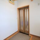 事務所を住居にリノベーション　玄関