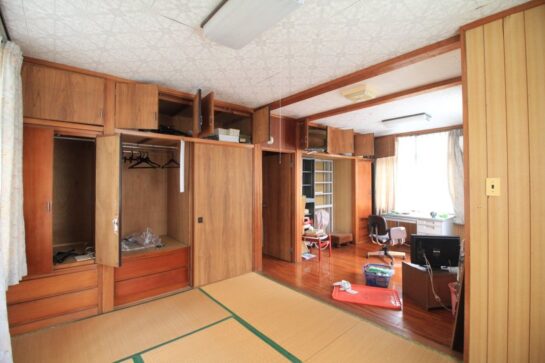 Before 住居を事務所にリフォーム